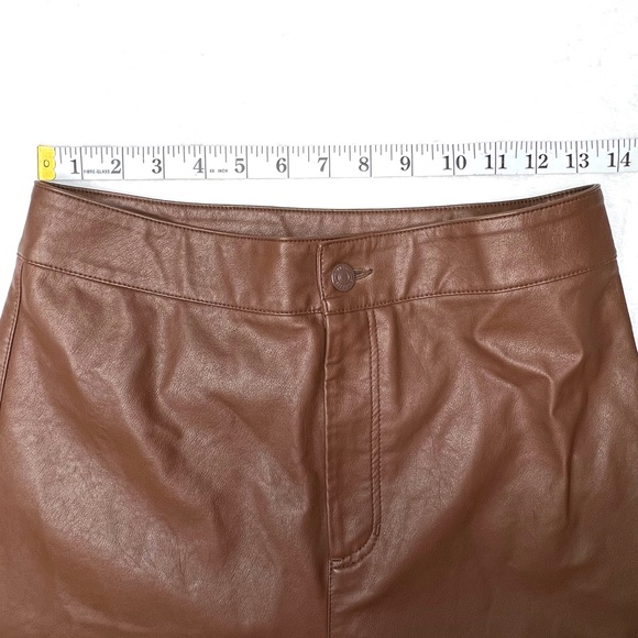 ❌SOLD❌ Free People | Sasha Vegan Kick Flare Pants; Faux Leather; Brown, Sz 6 - Picture 9 of 15